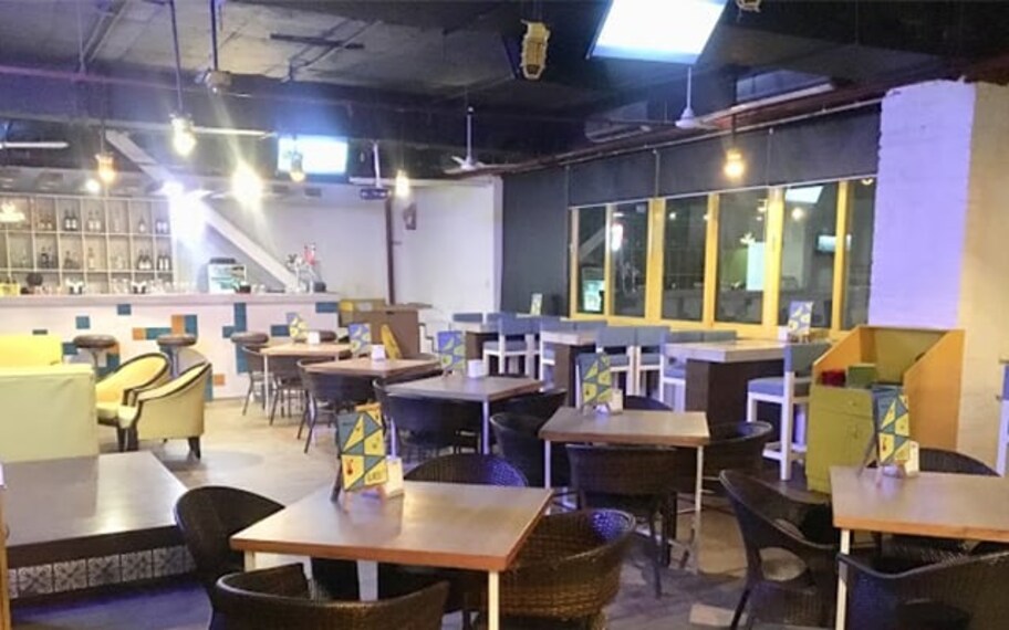 Glassy Bar Activities Landscape Image